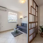 Vivis 아파트 *