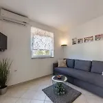 Vivis 아파트